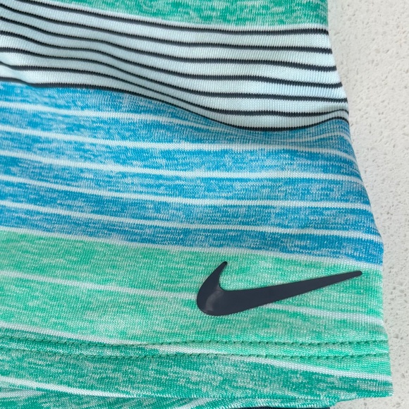 Nike Swim Tank Tops Bundle (2) Striped Sporty Racerback, size Medium - Picture 3 of 13